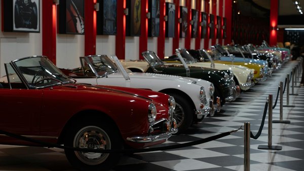 Les accessoires auto pour le confort des conducteurs seniors : le guide complet