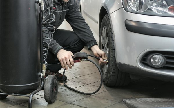 Les véritables coûts des pneus de roulage à plat